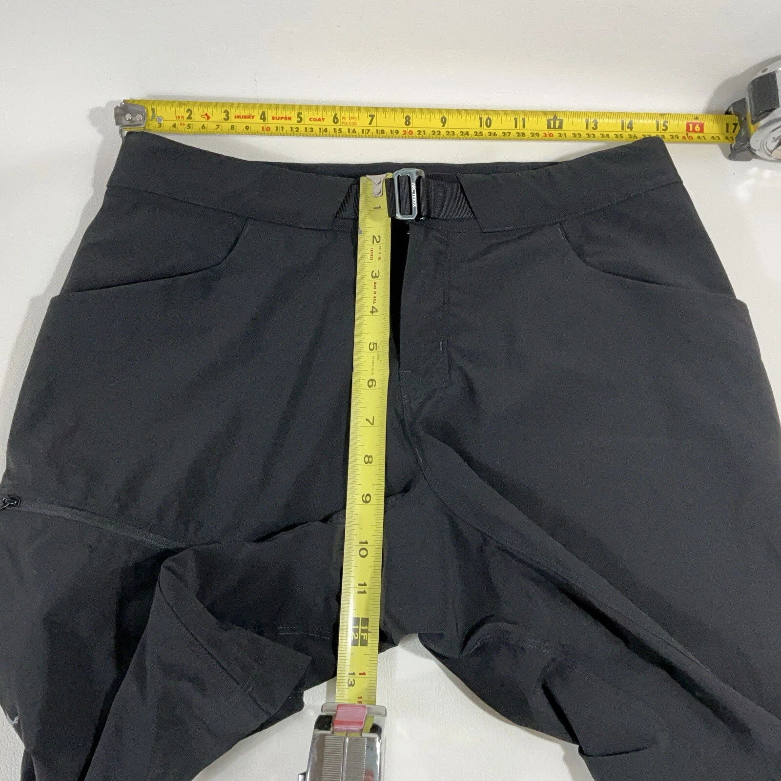 arcteryx belted stretch nylon tech hiking shorts