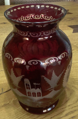 Vintage geschliffenes Glas Rubin Vase Eggerman Tschechoslowakisch