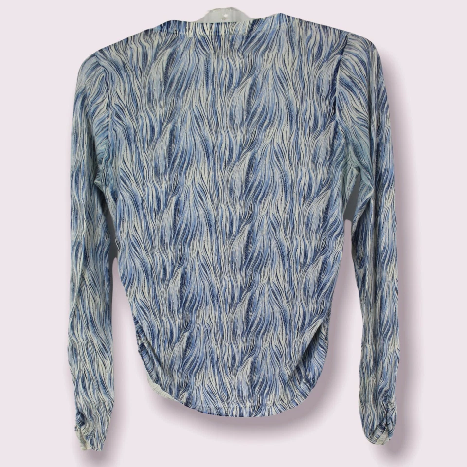 Cárdigan Guinevere Manga Larga Azul y Blanco Fino Abotonado Tejido Mediano Foto 4 de 4