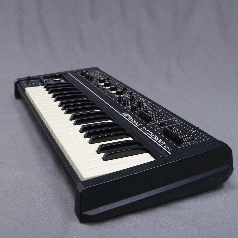 Roland SH-2 Monophonic Analog Synthesizer Vintage 37-Key Tested Working Japan - Image 3 of 4