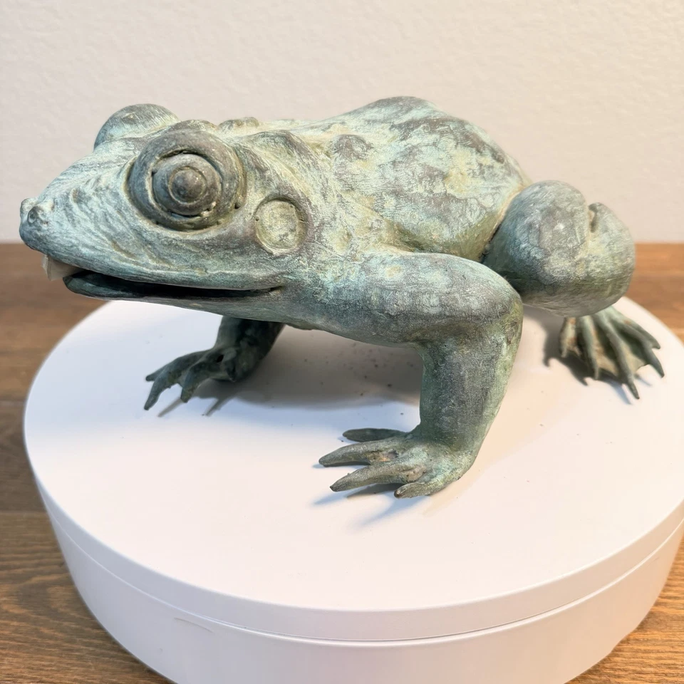Estatua de bronce pesado rana croando en pátina verde para fuente de agua función 12" Foto 3 de 4