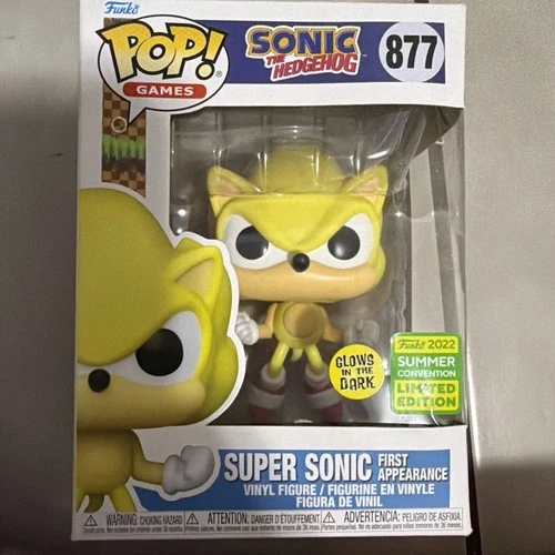 Funko Pop! Vinyl: Sonic the Hedgehog - Super Sonic First Appearance (GITD) #877