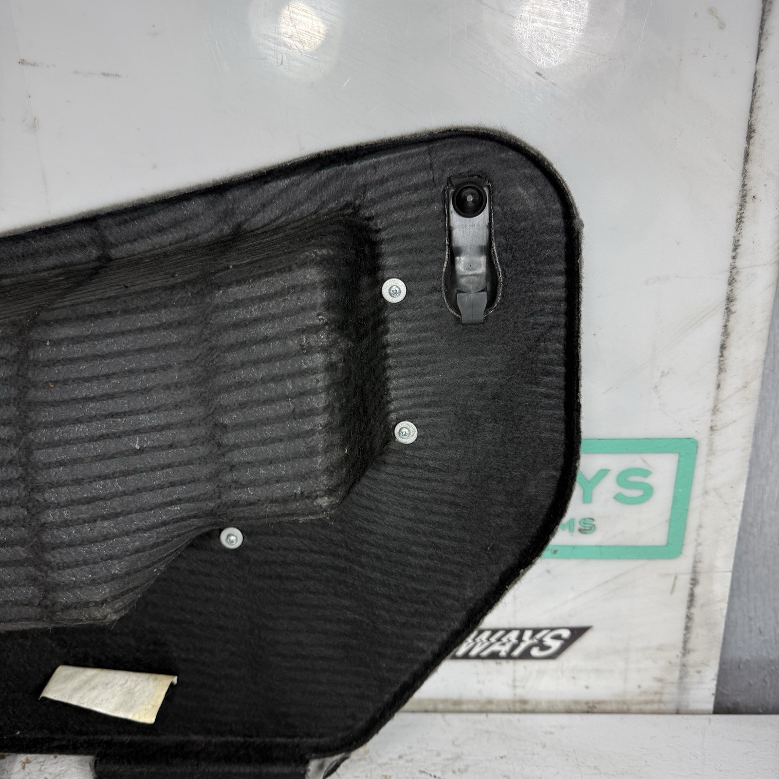 04-08 Maserati Quattroporte Right Side Trunk Pocket Cover Panel M139