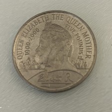 Queen Elizabeth The Queen Mother 1900-2000 Uk £5 Five Pound Coin