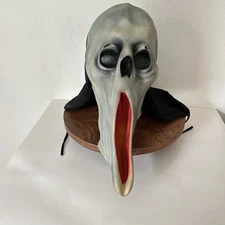 Vintage 90’s Y2K Scream Ghost Face Mask Paper Magic Group Halloween Fabric Hood