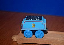 WOODEN RAILWAY Vtg 2003 Thomas Friends 2 EDWARD'S TRAIN TENDER w/Magnets Only