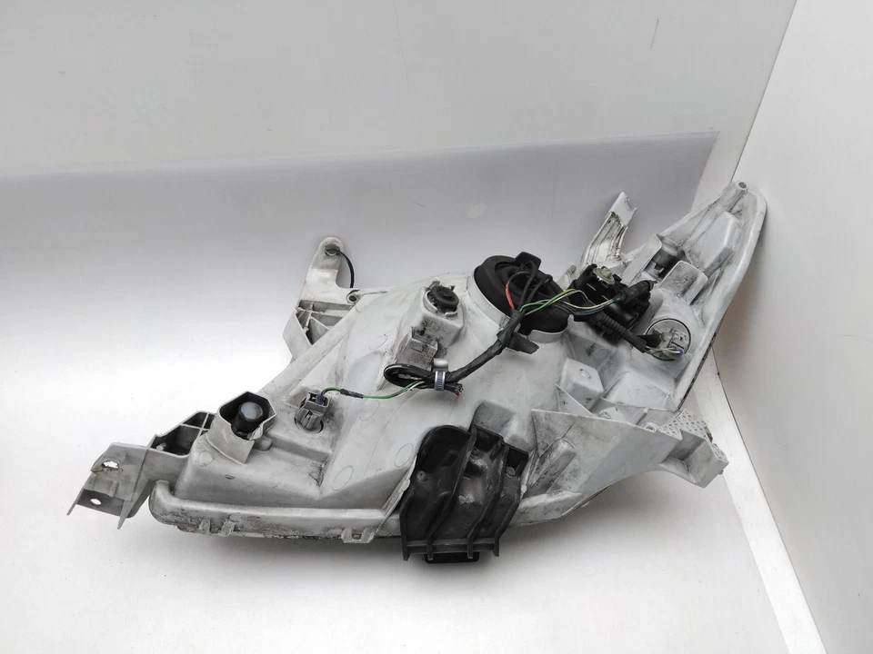 Faro delantero derecho TOYOTA HILUX O/S 2005-2012 camioneta desconocida Foto 4 de 4