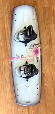 Hyperlite Blur 134 Women's Wakeboard + Bindings - Scott ''Butch'' Boucha Colab