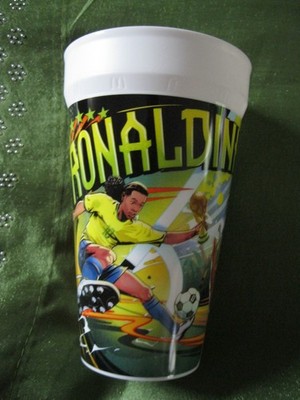 McDONALD'S FIFA WORLD CUP WM 2026 Sammelbecher Ronaldinho Gaúcho unbenutzt
