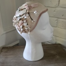 Vtg 50s Cloch Style Fascinator Hat, Pink Velvet Ribbon, Floral, Party, Wedding
