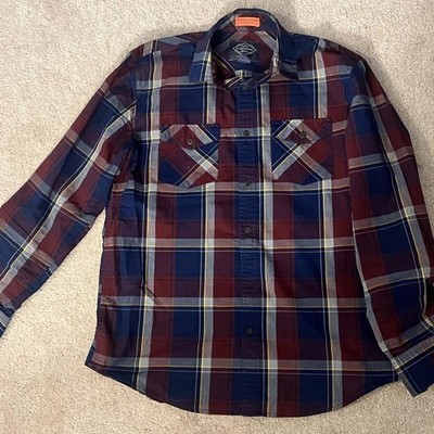 St John's Bay men's medium plaid navy maroon/burgundy shirt. Two chest pockets w