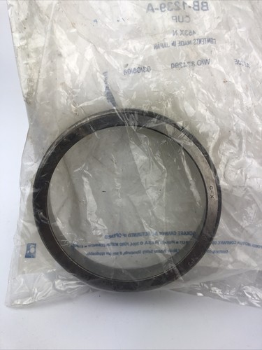 Genuine OEM Ford BB-1239-A Rear Axle Differential Bearing Race BB1239A NIP - Picture 2 of 2