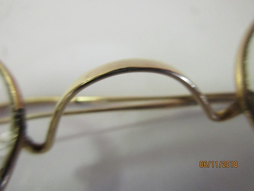 Vintage/Antique Eyeglasses Spectacles Gold Tone Oval Lens With Case Very Old - Picture 7 of 12