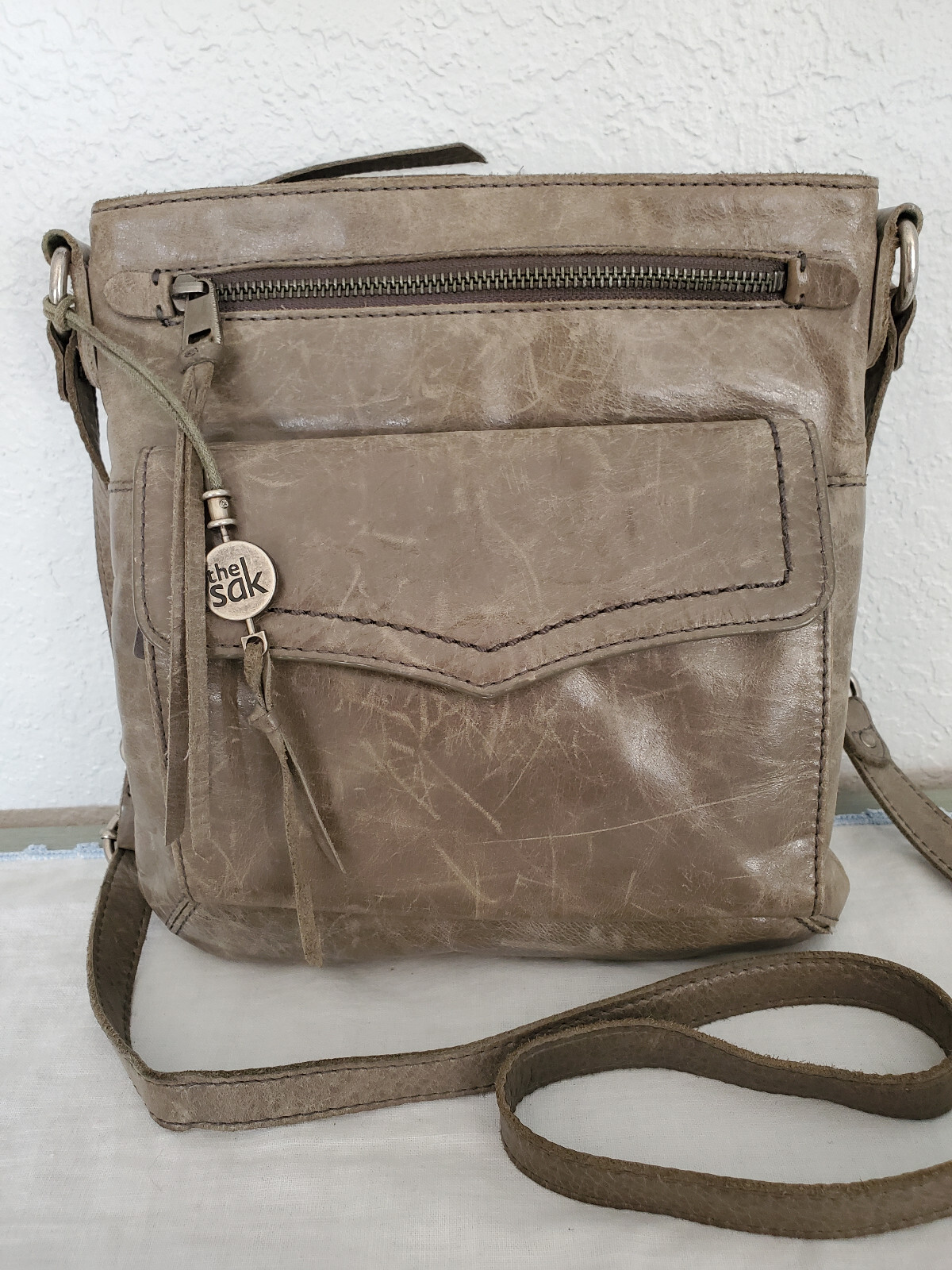 The Sak Ventura Leather OLIVE Distressed Crossbody Small Flap Zip