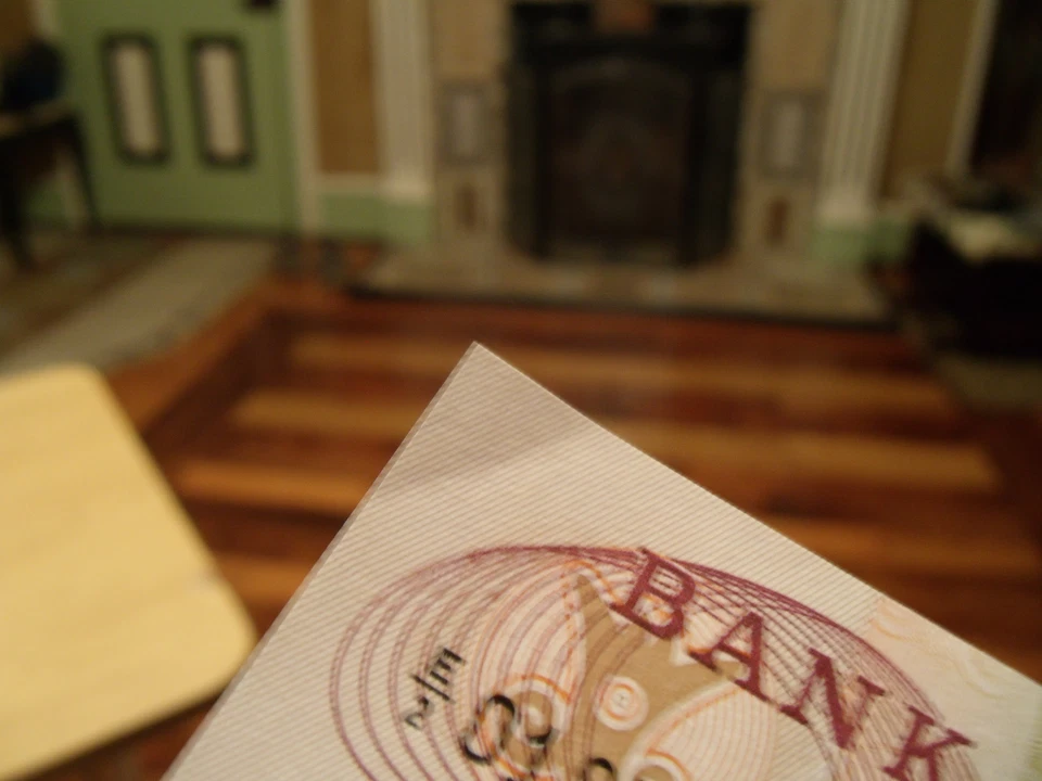 Most Treasured Banknotes Ghana 1978 10 Cedis P-16f AUNC Prefix E/2 - Image 3 of 3