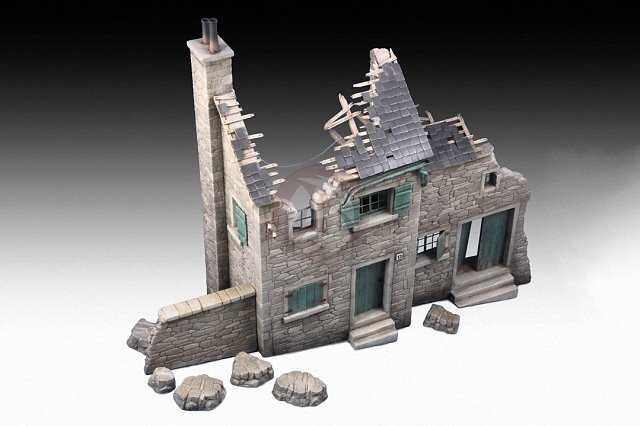 Royal Model 1/35 Destroyed 2-Story House Ruin Section Ardennes