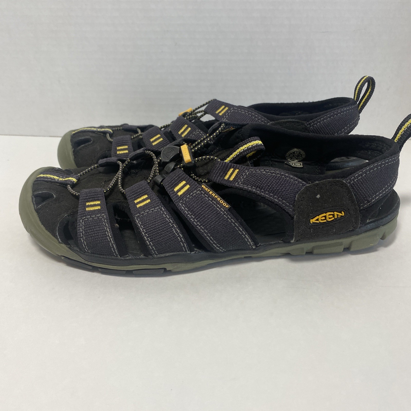 Sandali Keen donna NEWPORT H2 taglia 9 5 impermeabili nero giallo escursionismo punta chiusa