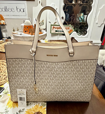 Michael Kors Jet Set Large Logo Tote Bag Beige/Brown Zip Inner Divider Gold
