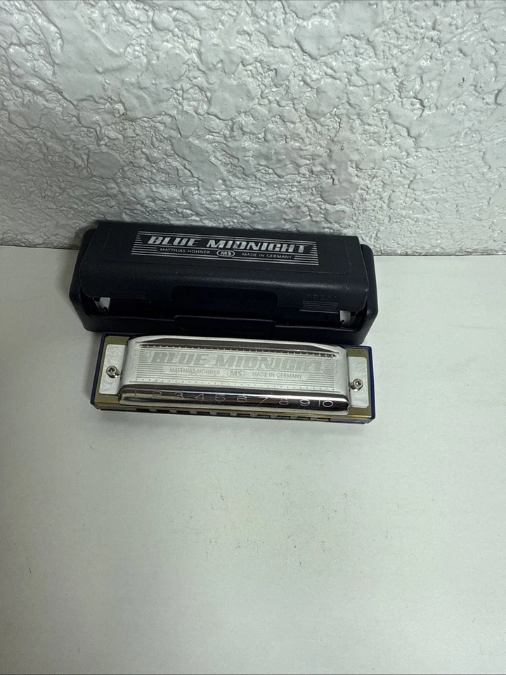 GAITA AZUL MEIA-NOITE EM CHAVE DE "A" FEITA POR M. HOHNER NA ALEMANHA - Imagem 2 de 4