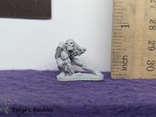Reaper 03299 Eskin, Male Rogue Metal Miniature Fantasy