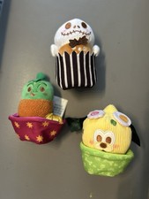 Disney Munchlings Lot of 3 Cupcake Plush Toys Skellington, Vegetable And Ramon
