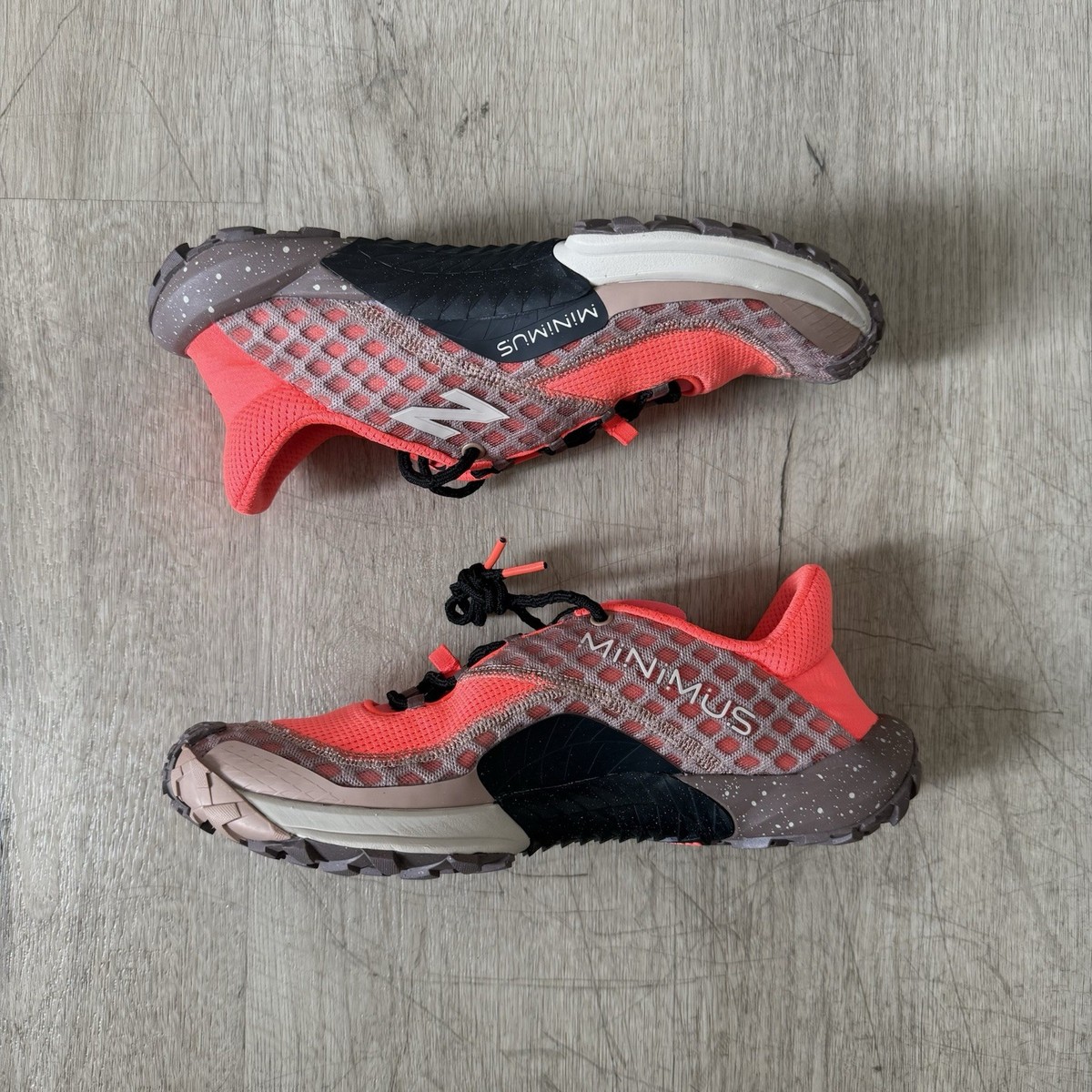NEW NEW BALANCE men\'s minimus golf shoe in black/grey/red New Balance Minimus TR v2 Black Grey Urgent Red Men main image 3