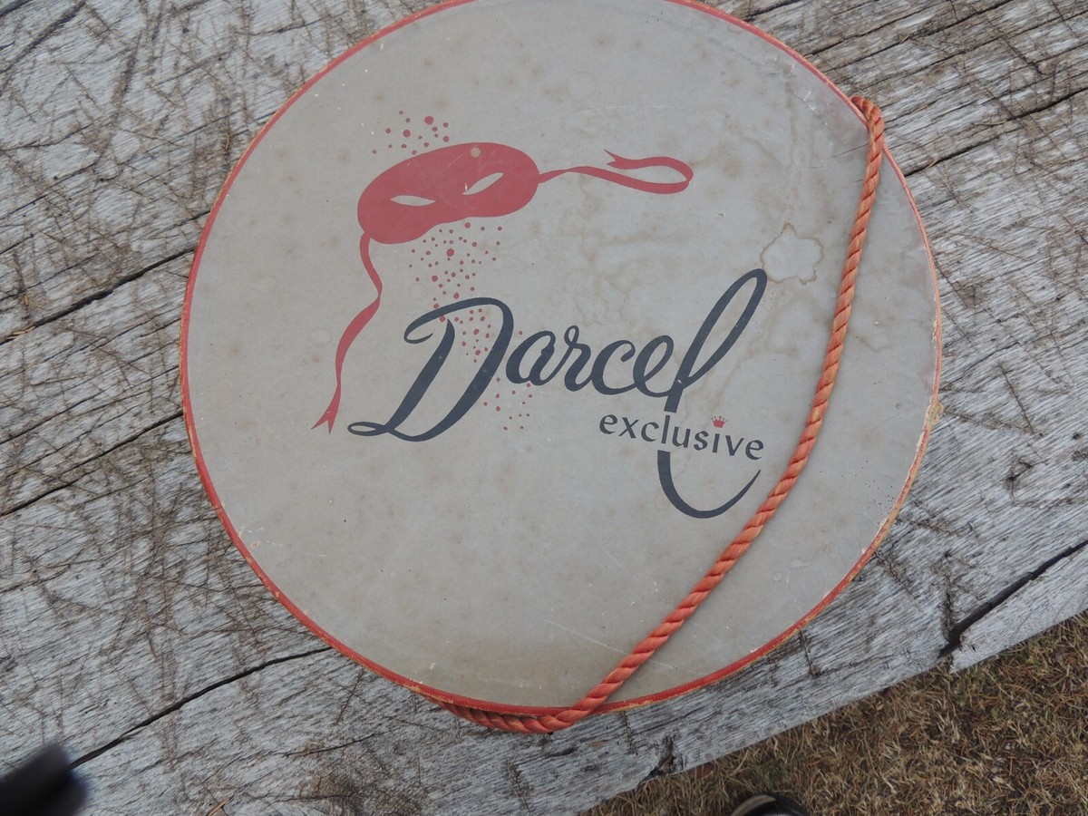 Darcel Exclusive Vintage Childs Hat in the original box  display picture 1