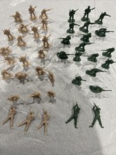 42 Greenbrier Plastic 2  Army Toy Plastic Soldiers, Tan  Green Lot