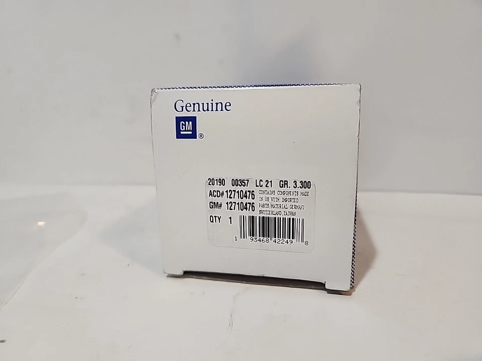 GM Fuel Injector 12710476 - Image 2 of 2