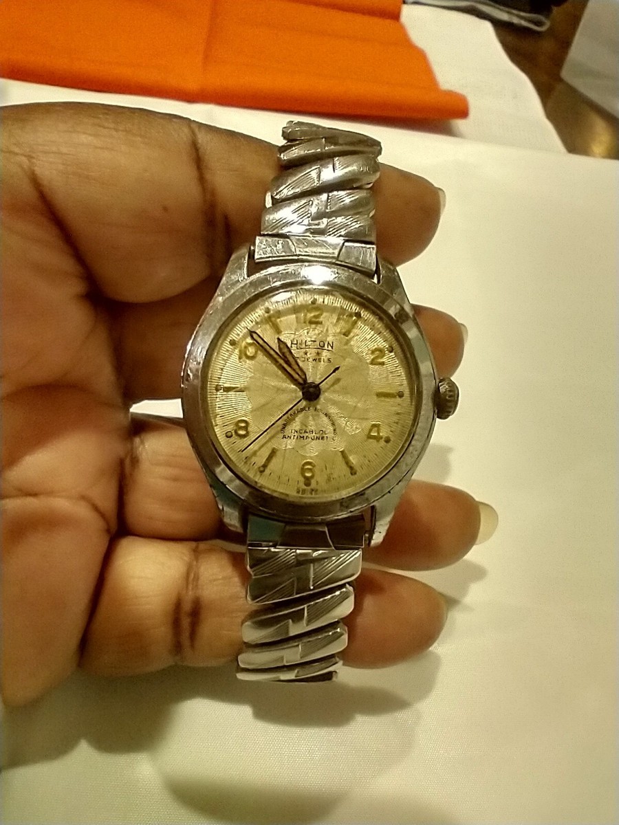 Vintage 1950s Hilton 17 Jewel Incabloc Anti-Magnetic Watch (WTC179