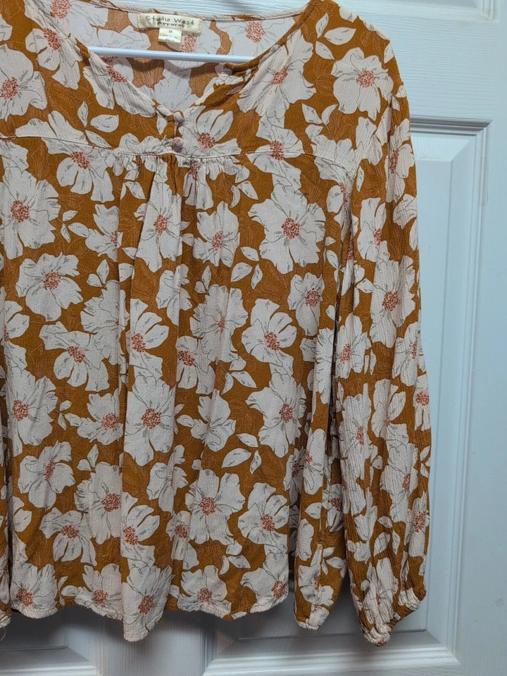 Top Mujer Vintage Talla M Campesino Boho Dorado Beige Flores  Foto 2 de 4