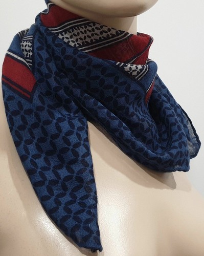 Pañuelo cuadrado estampado geométrico azul rojo y blanco vintage LANVIN - Imagen 2 de 6