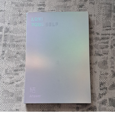 BTS Love Yourself: Answer CD mit Sticker, Photocard, Booklet K-Pop