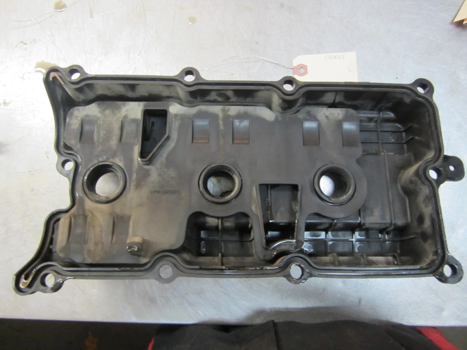 Cubierta válvula derecha nissan maxima 3.5 2004 Foto 2 de 4