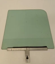 *Scratched* Freightliner FLD RH Tinted Air Op Door Window Glass-P/N 18-17450-001