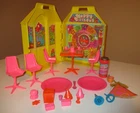Vintage 1970s ME & BARBIE BIRTHDAY PARTY MONTGOMERY WARD PLAYSET Superstar Era