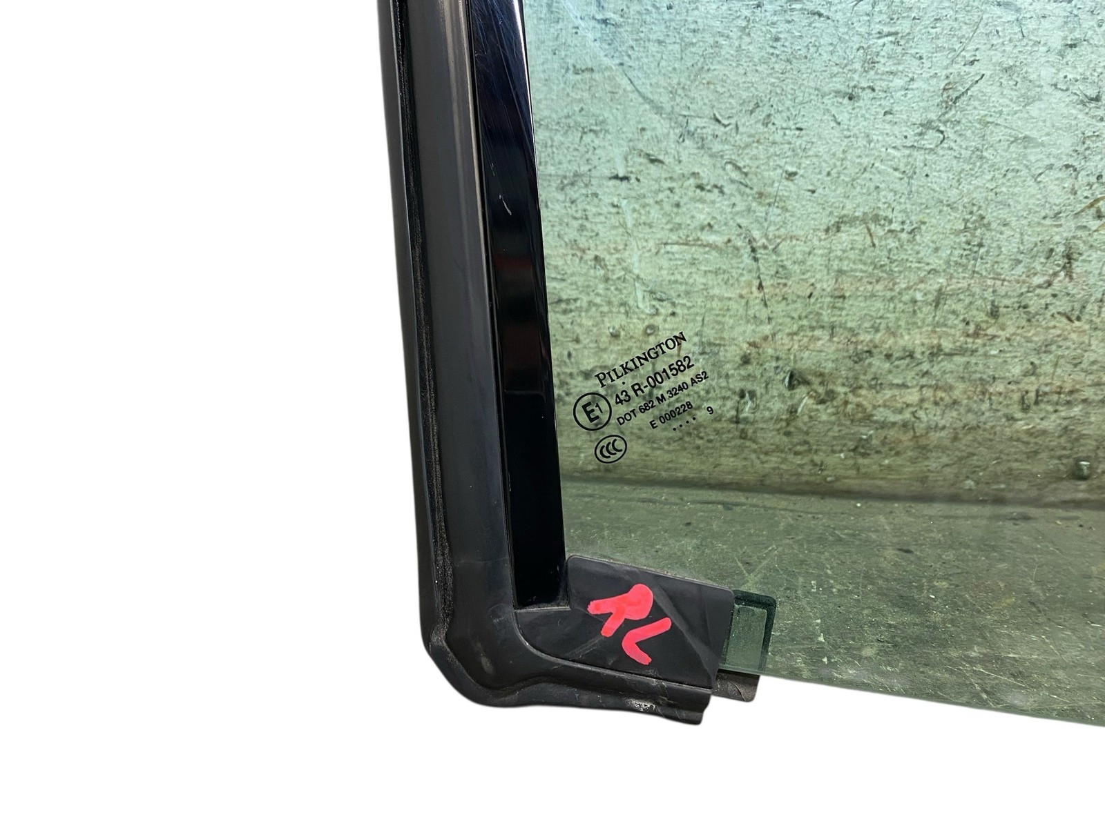 2013 2014 2015 2016 Aston Martin DB9 Oem Volante Left Rear Quarter Glass Window