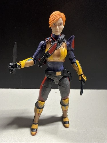 Hasbro GI Joe 6” Classified Series Figure # 05 Scarlett with 3 Daggers