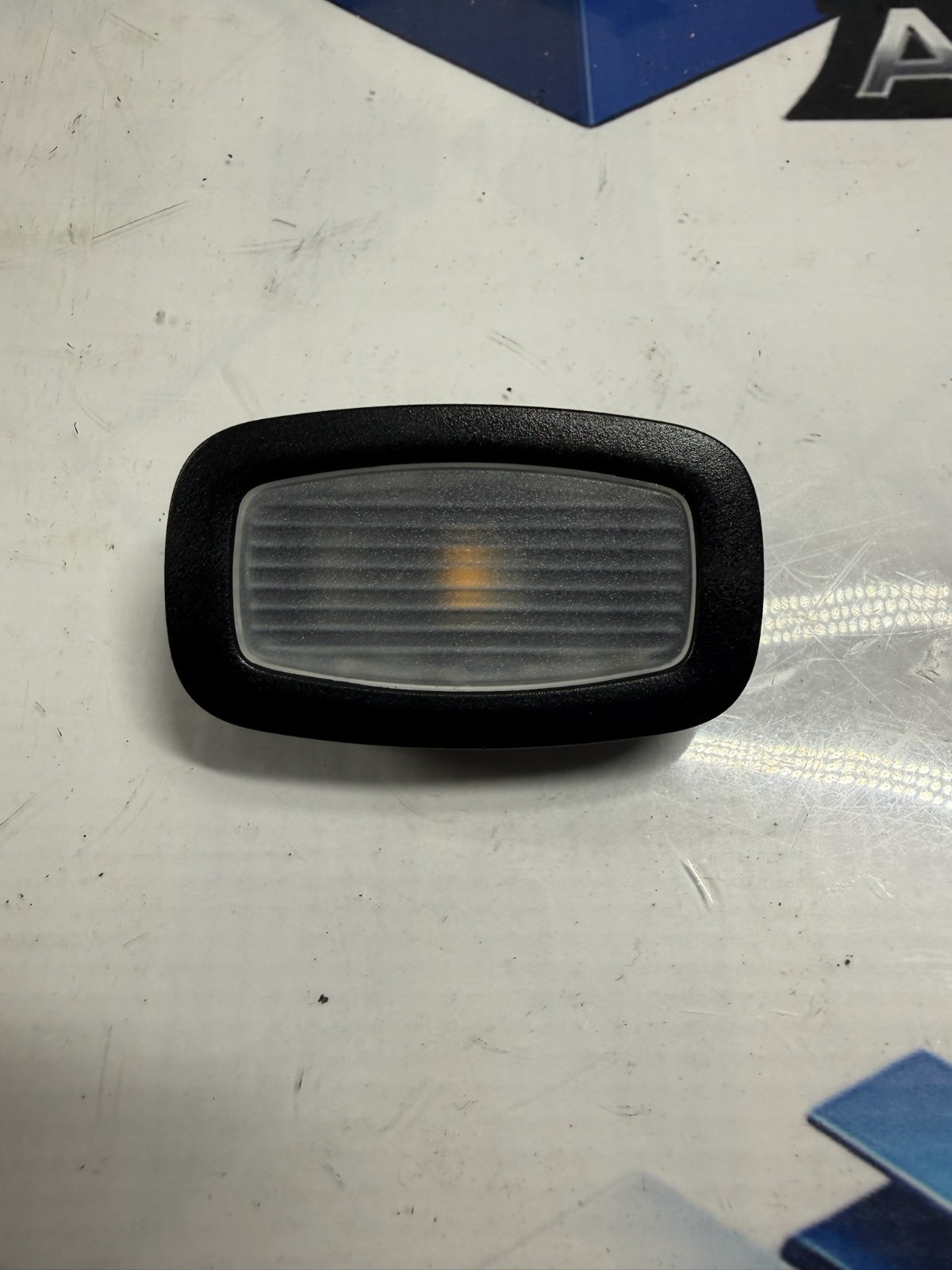 2019-2023 MERCEDES GT AMG INTERIOR DOME COURTESY LIGHT LAMP OEM