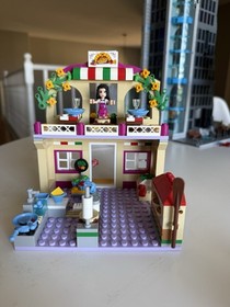 LEGO FRIENDS: Heartlake Pizzeria (41311)