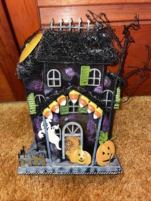 Halloween Haunted Mansion House Pumpkin Ghost. Metal.
