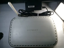 Netgear Wireless -G Router WGR614 v 9 w/ power cord {88-283}