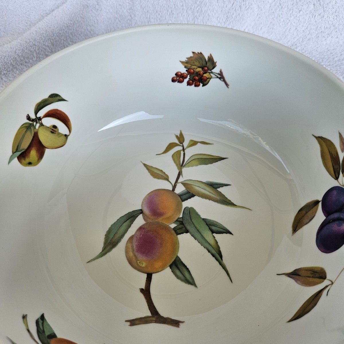 1961 MINT Royal Worcester Evesham Gold 10