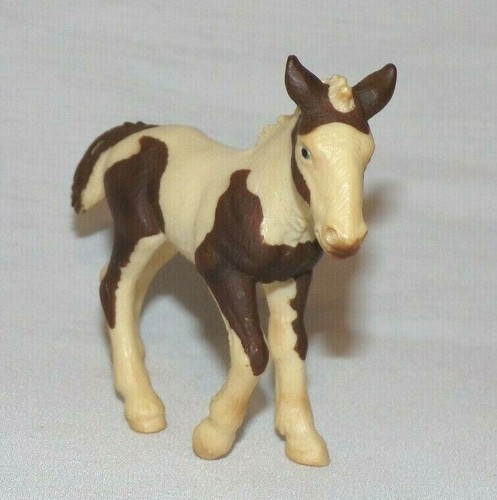 Schleich Horse Figurine Toy White Brown Spots Miniature Farm Animal Baby Colt - Picture 2 of 4