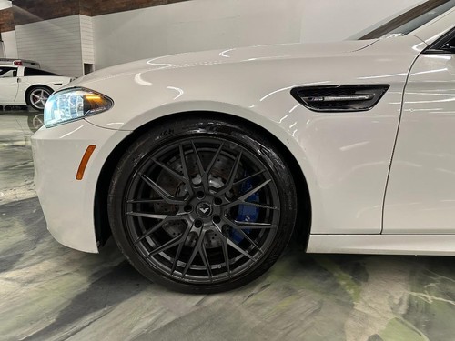2014 BMW M5 - Picture 6 of 12