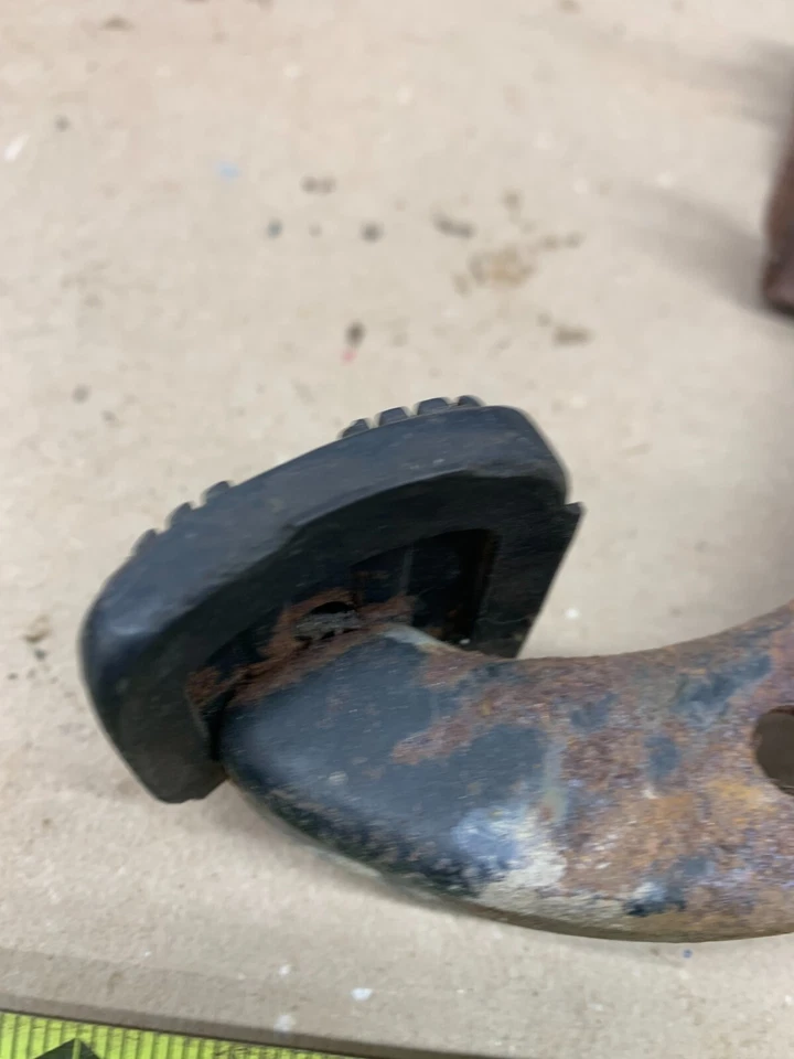 1978 1987 MONTE CARLO MALIBU REGAL CUTLASS E BRAKE PARKING EMERGENCY BREAK PEDAL - Image 2 of 4