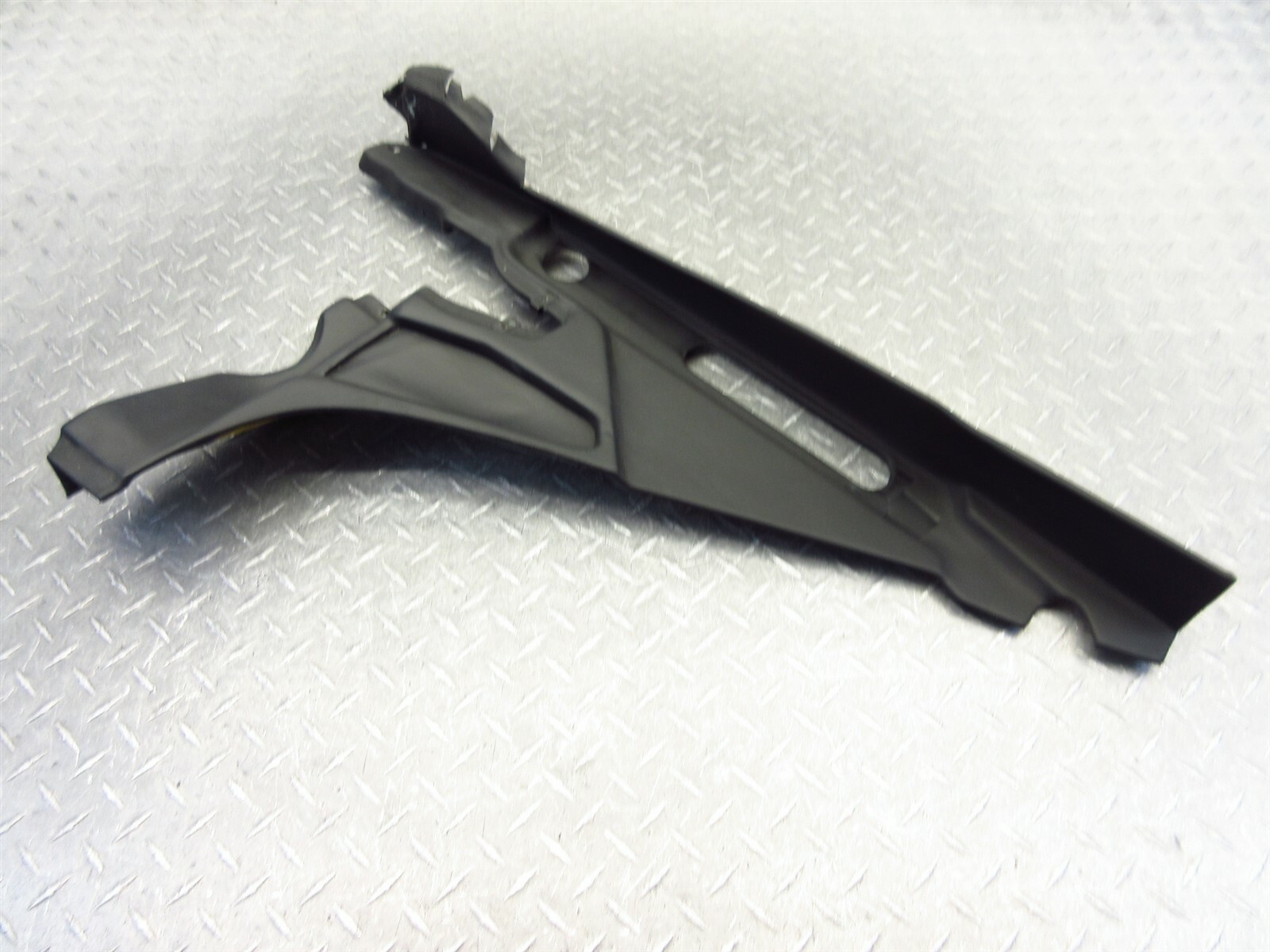 1995 Ferrari 355 F355 Spider Motronic 2.7 Right Rear Side Window Trim 644120