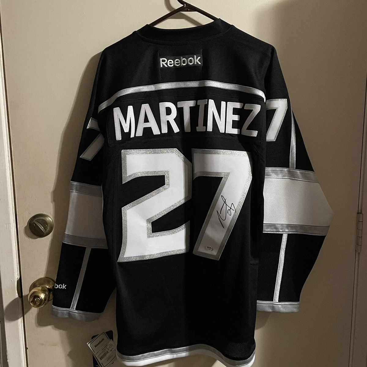 la kings martinez jersey