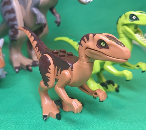 Lego T-Rex From Set #75938, With 2 Raptors and Ankylosaurus Jurassic World Dinos - Picture 9 of 10