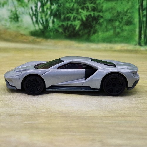Hot Wheels '17 Ford GT Diecast Model Car 1/64 (16) Modified - Picture 4 of 7